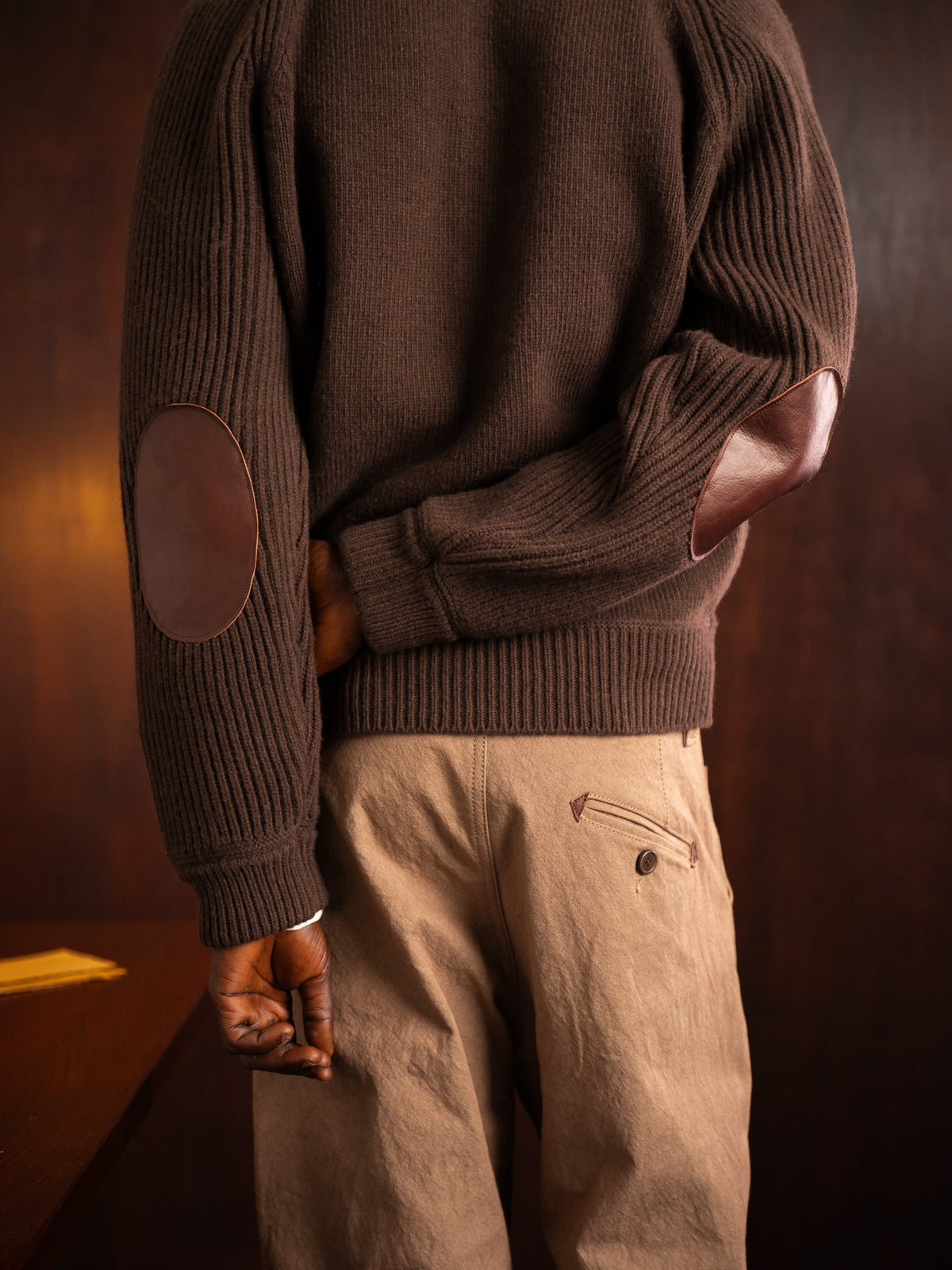 5 button sweater \ tobacco