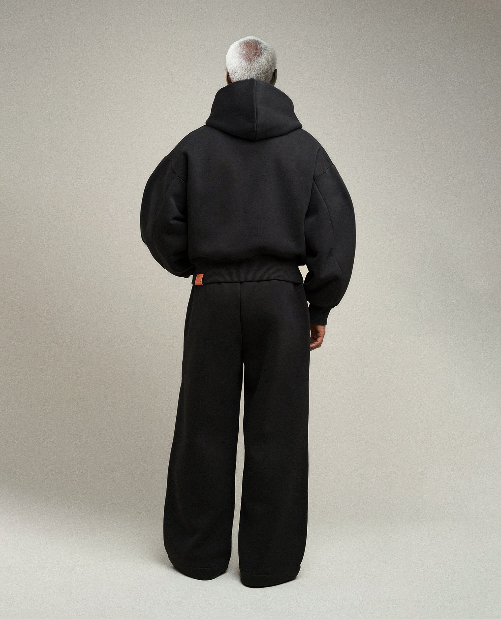 THE HOODIE V4 - VINTAGE BLACK – Borderline