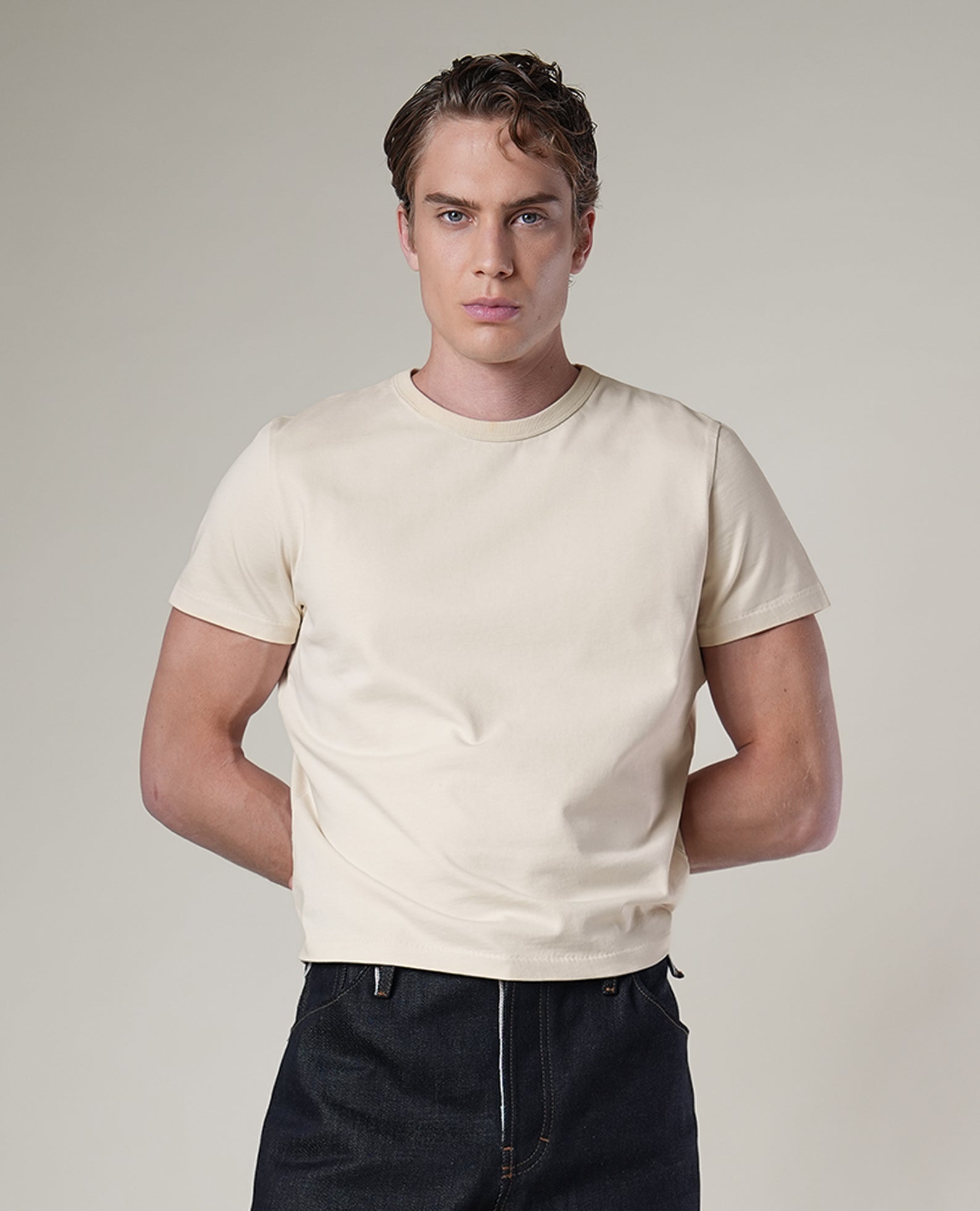 white tee \ sagyōgi