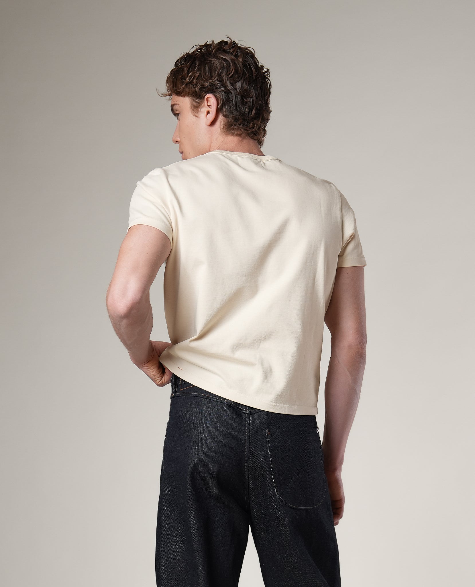white tee \ sagyōgi