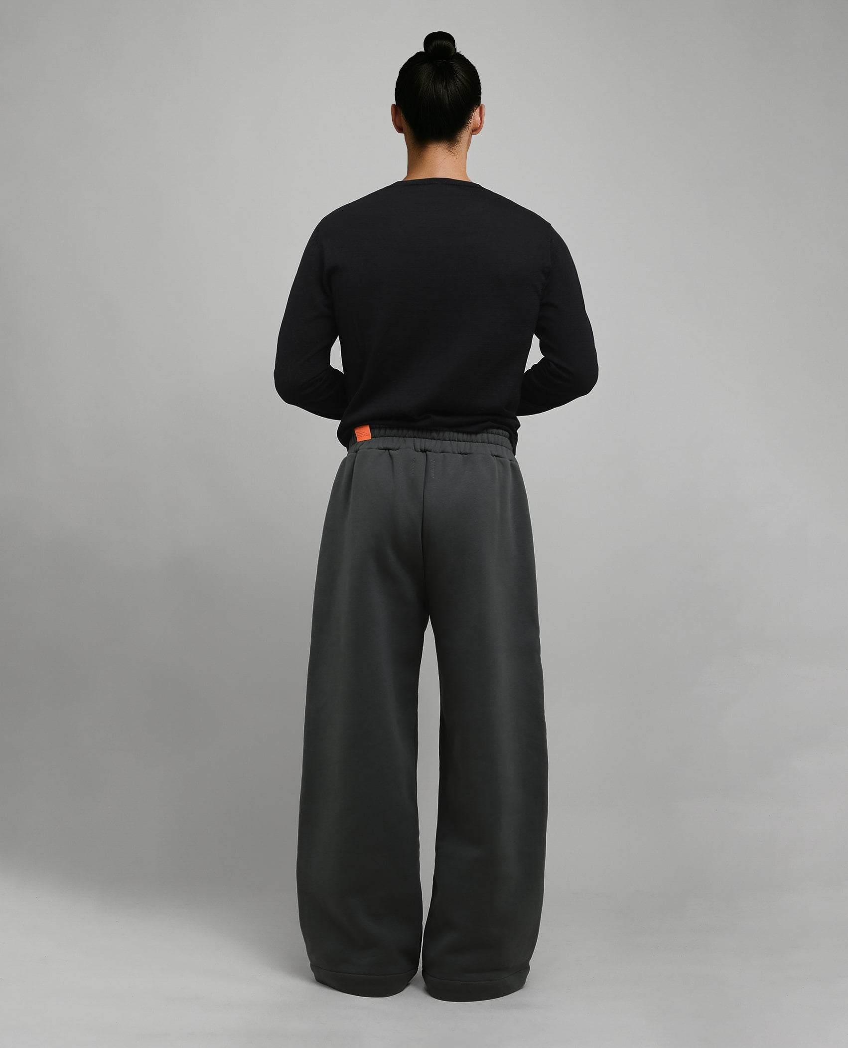 THE TRACKPANTS V4